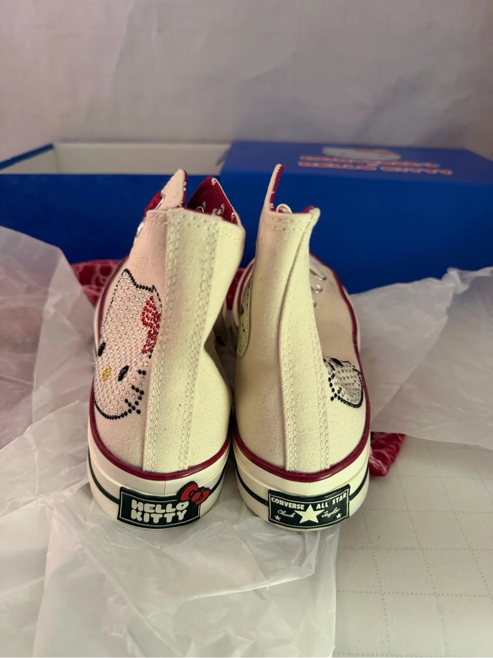Converse X Hello Kitty Chuck 70 Hi Swarovski